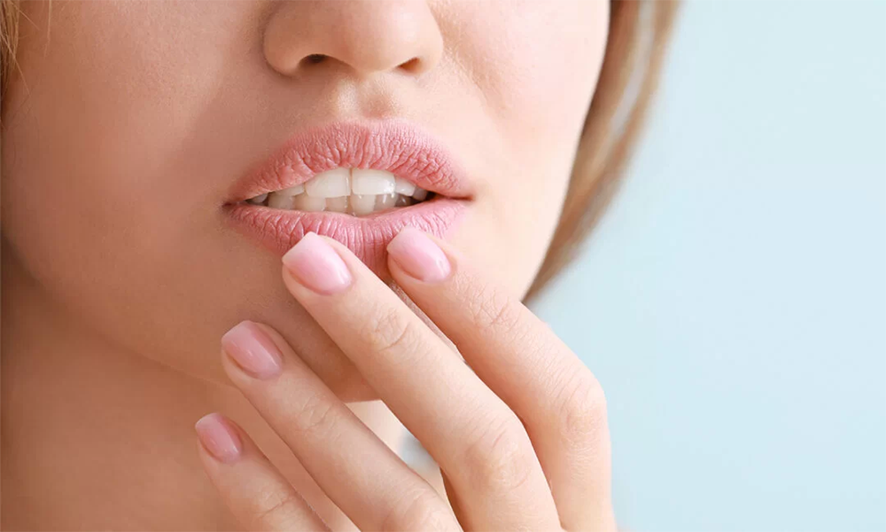 DIY lip balm tutorial: Create your own customized lip care.