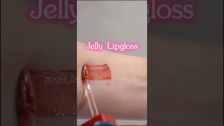 lip gloss jelly red